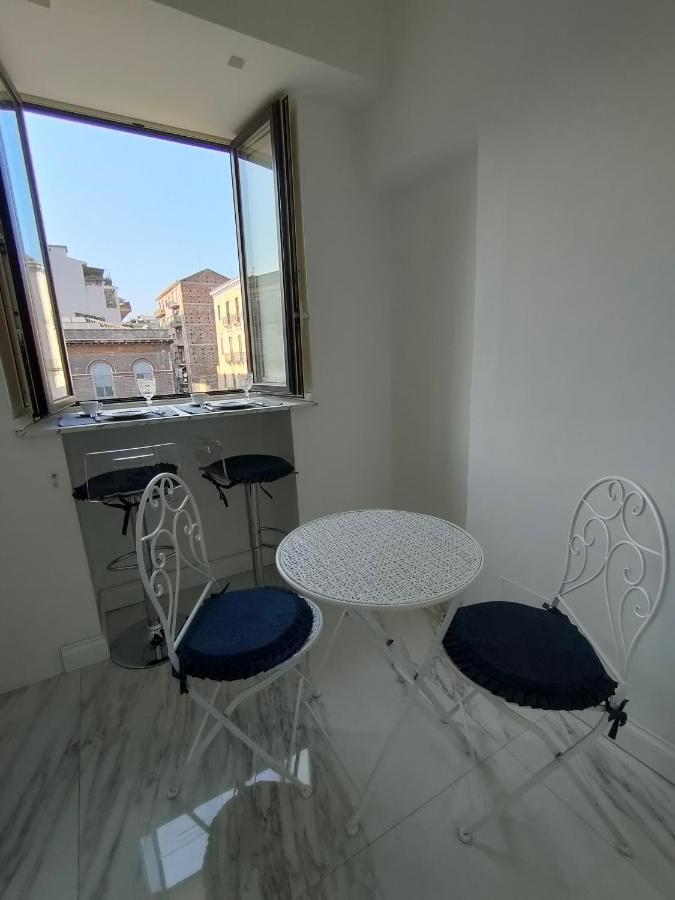 Appartamento Finestre in piazza Aeroporto di Catania Fontana Rossa Esterno foto